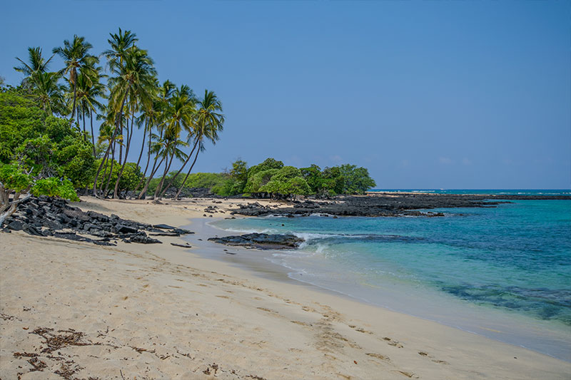 Makalawena Beach