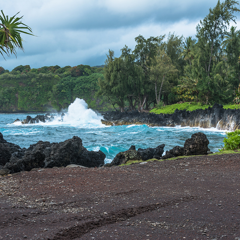 The coast along the road to Hana